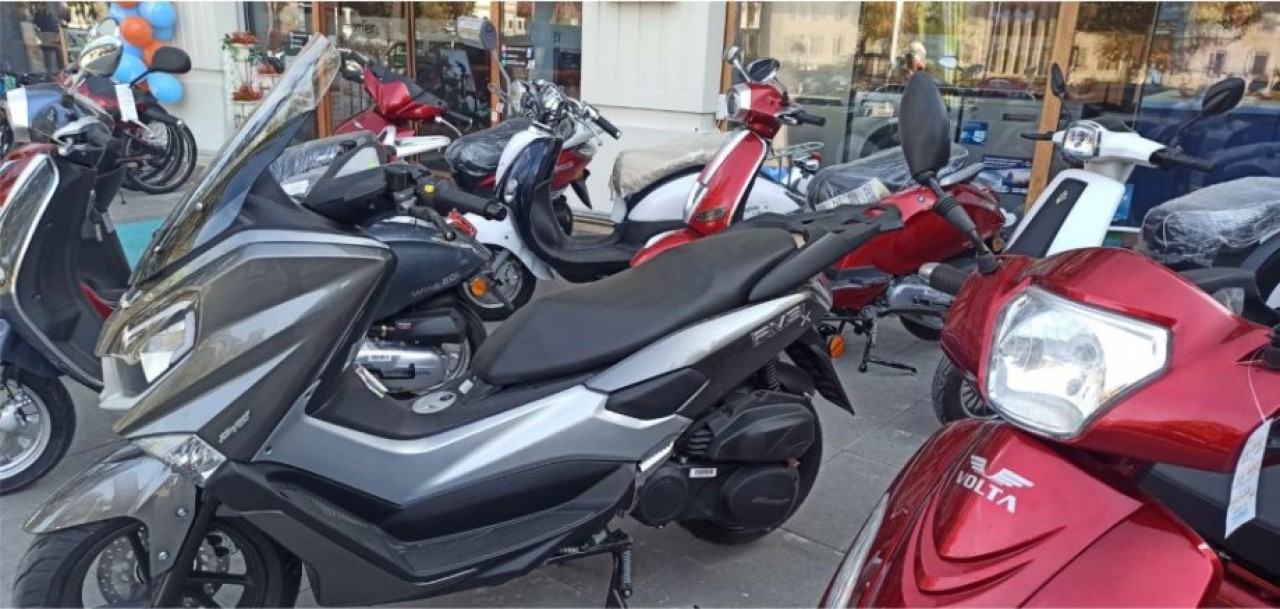 TRAFİK YOĞUNLUĞU MOTOSİKLETE YÖNELTTİ