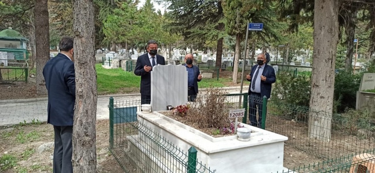 TÜM AVUKATLARIMIZIN 5 NİSAN AVUKATLAR GÜNÜ KUTLU OLSUN