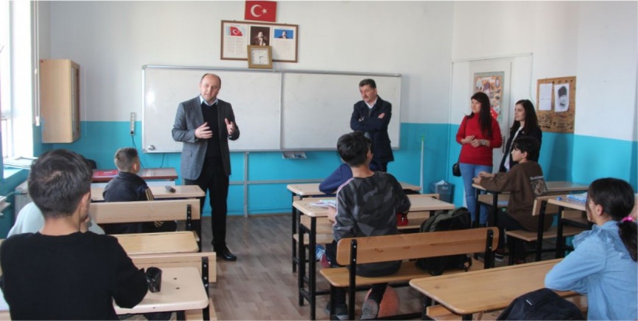 TÜMER’DEN KÖY OKULLARINA ZİYARET