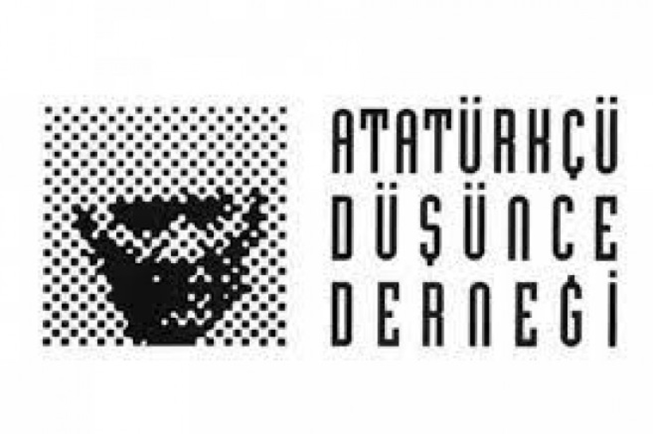 TÜRK ULUSU, KOCATEPE’DE NEYİ BAŞARDIĞINI HİÇ UNUTMAYACAK