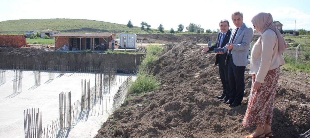 TÜRKMEN, EĞİTİM YATIRIMLARINI YERİNDE İNCELEDİ