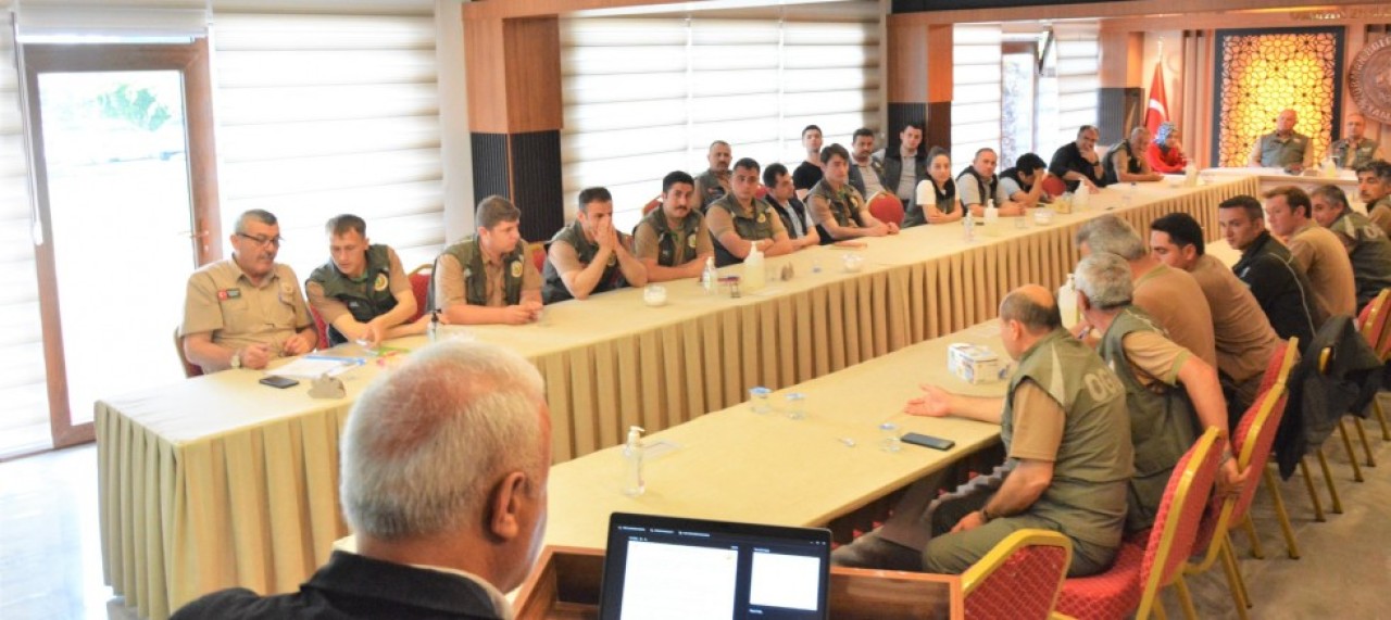 ÜLKENİZİ VE ÇOCUKLARINIZI SEVİYORSANIZ ORMANLARI KORUYUP ÇOĞALTINIZ