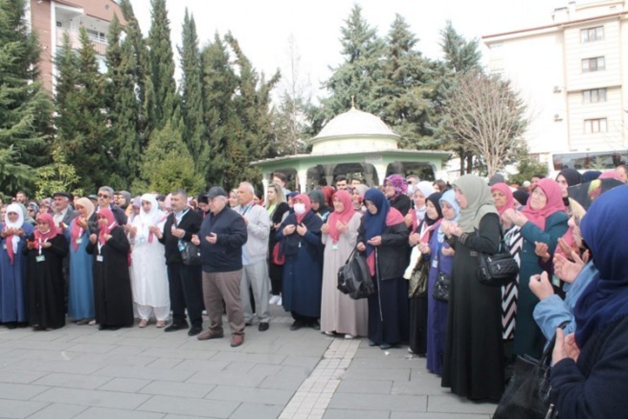 UMRECİLER KUTSAL TOPRAKLARA UĞURLANDI