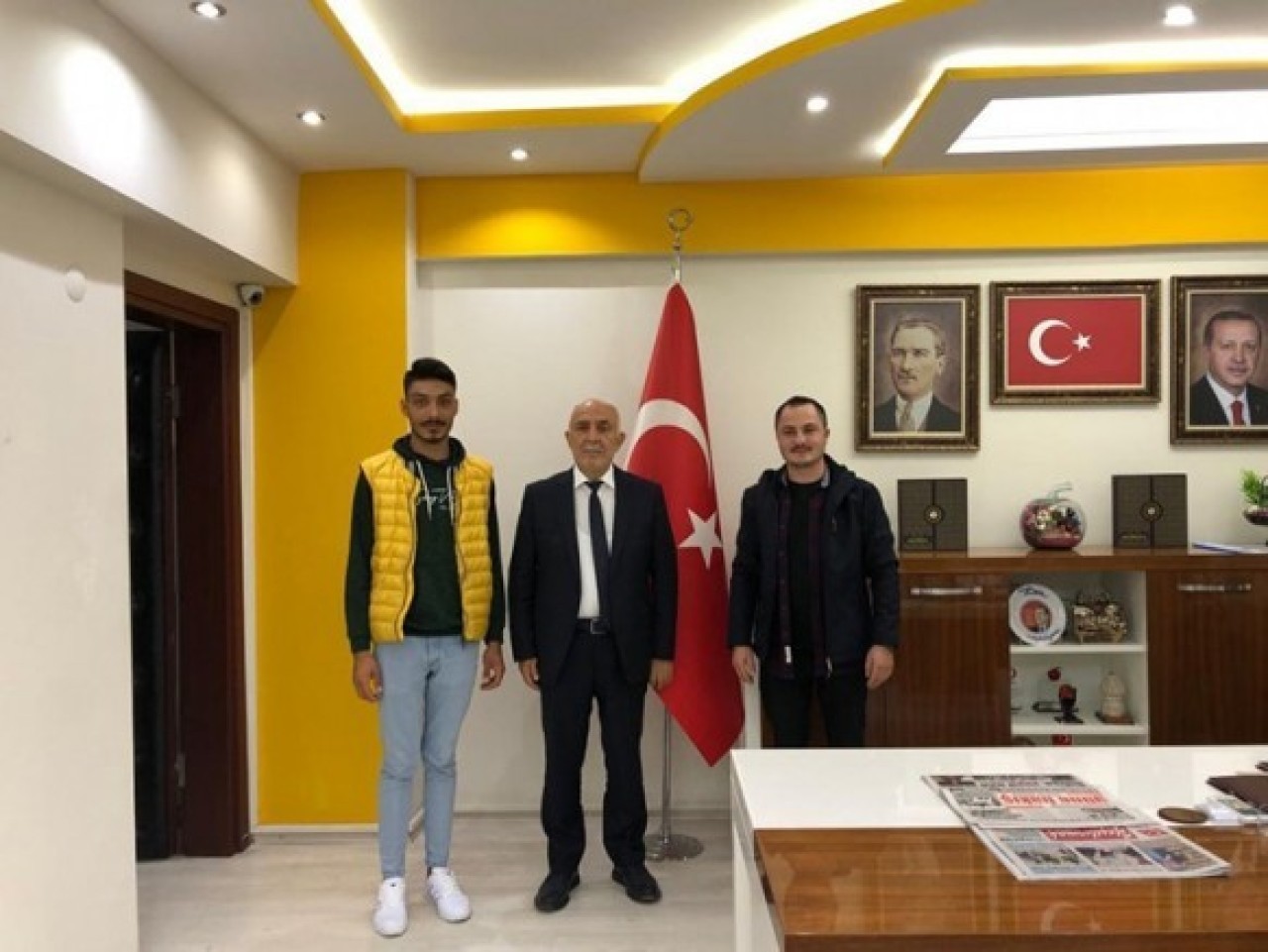 ÜNİVERSİTELİ GENÇLERDEN TOTO’YA ZİYARET