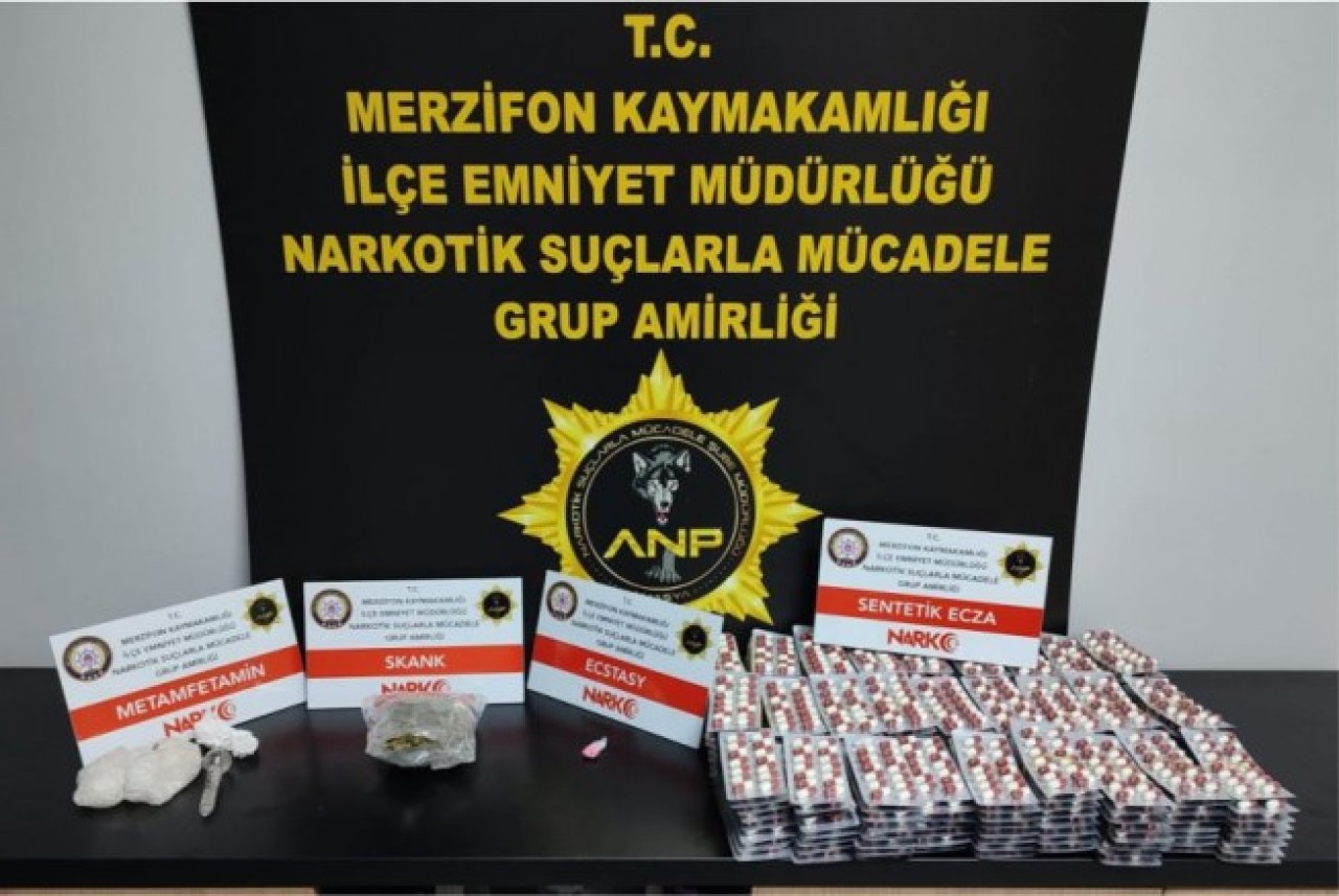 UYUŞTURUCU OPERASYONU BİR TUTUKLAMA