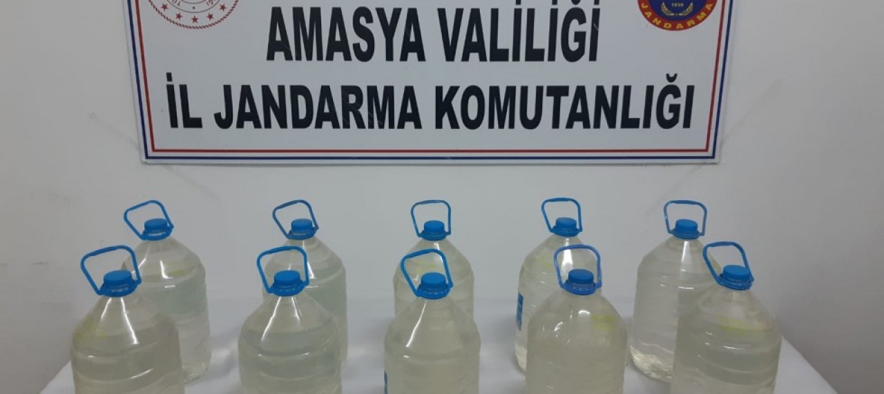 UYUŞTURUCU VE SAHTE ALKOL OPERASYONUNDA 2 ŞÜPHELİ GÖZALTINA ALINDI
