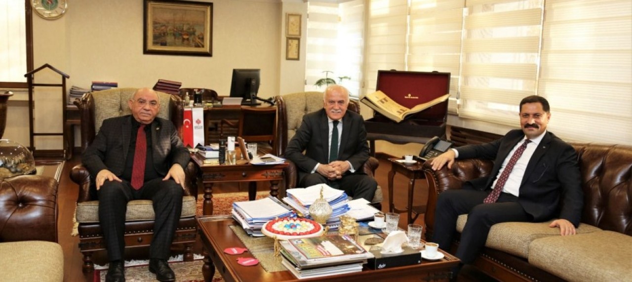 VAKIFLAR GENEL MÜDÜRLÜĞÜNÜ ZİYARET ETTİ