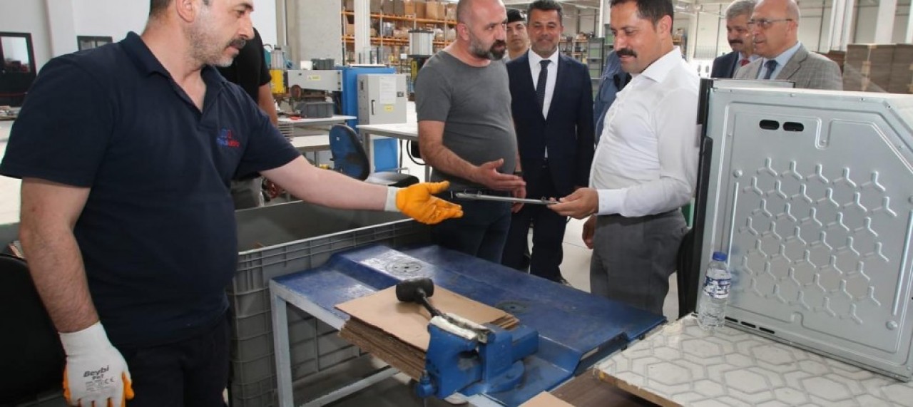 VALİ MASATLI, OSB’DE FİRMALARI ZİYARET ETTİ