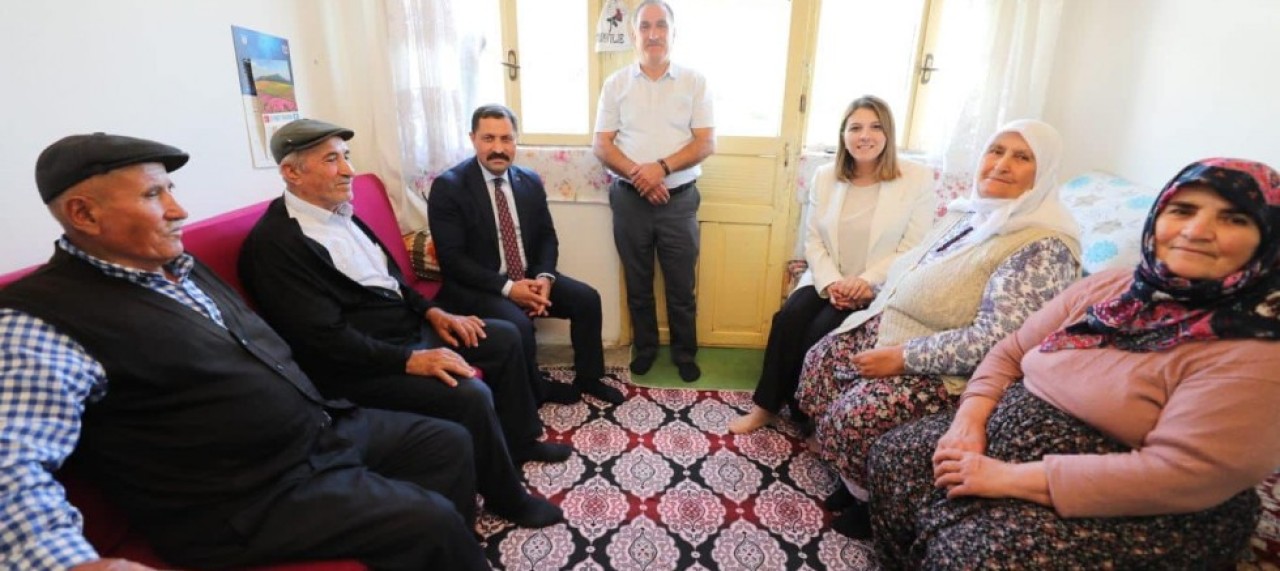 VALİ MASATLI, ŞEHİT AİLELERİNİ ZİYARET ETTİ