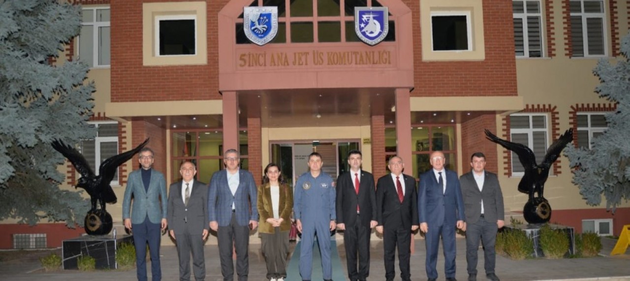 VEKİLLERDEN METE PAŞA’YA ZİYARET