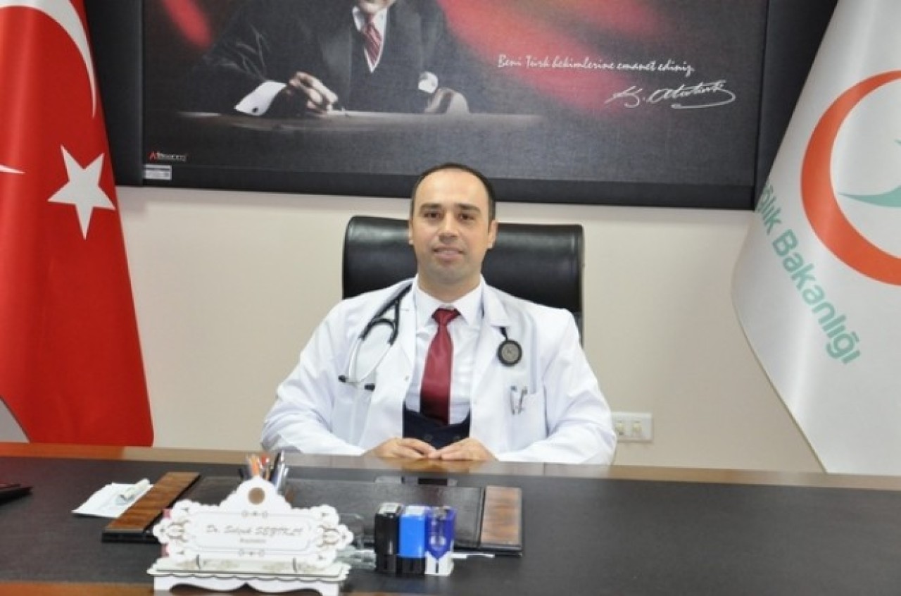 YANLIŞ BESLENME VE HAREKETSİZ YAŞAM KOLON KANSERİNİ TETİKLİYOR
