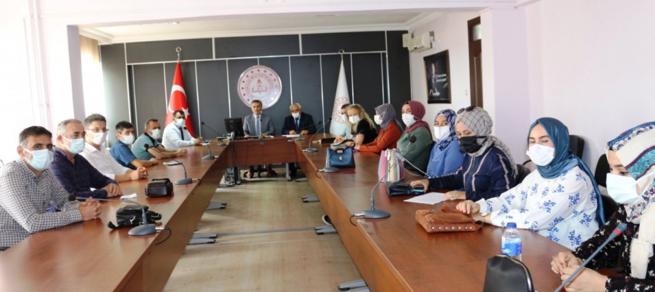 YAPILACAK REHBERLİK ÇALIŞMALARI DEĞERLENDİRİLDİ