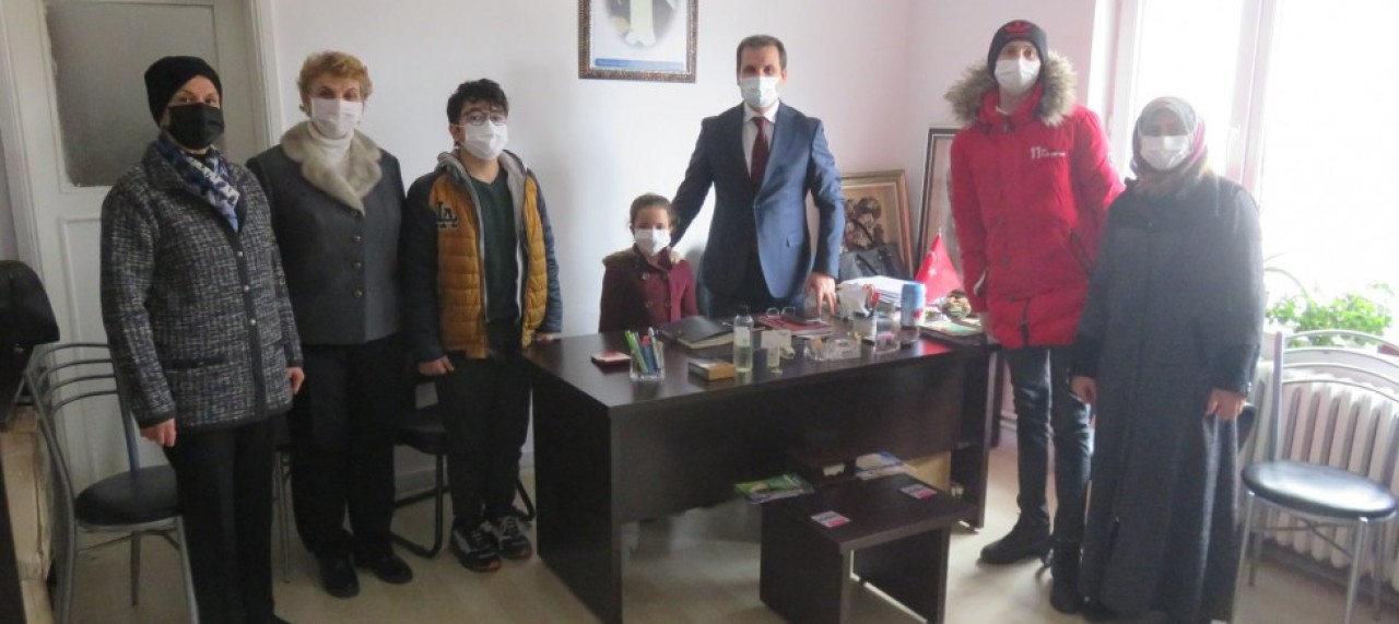 YARDIMELİ DERNEĞİ’Nİ ZİYARET ETTİ