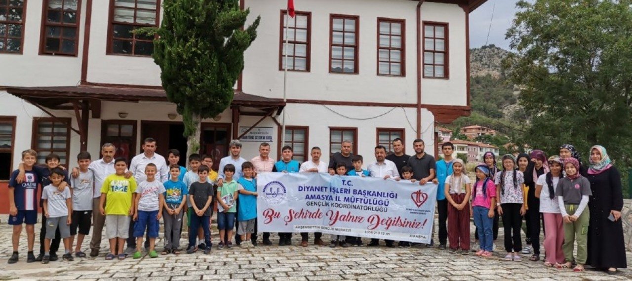 YAZIMDA KARDEŞLİK VAR YAZ KAMPI DÜZENLENDİ