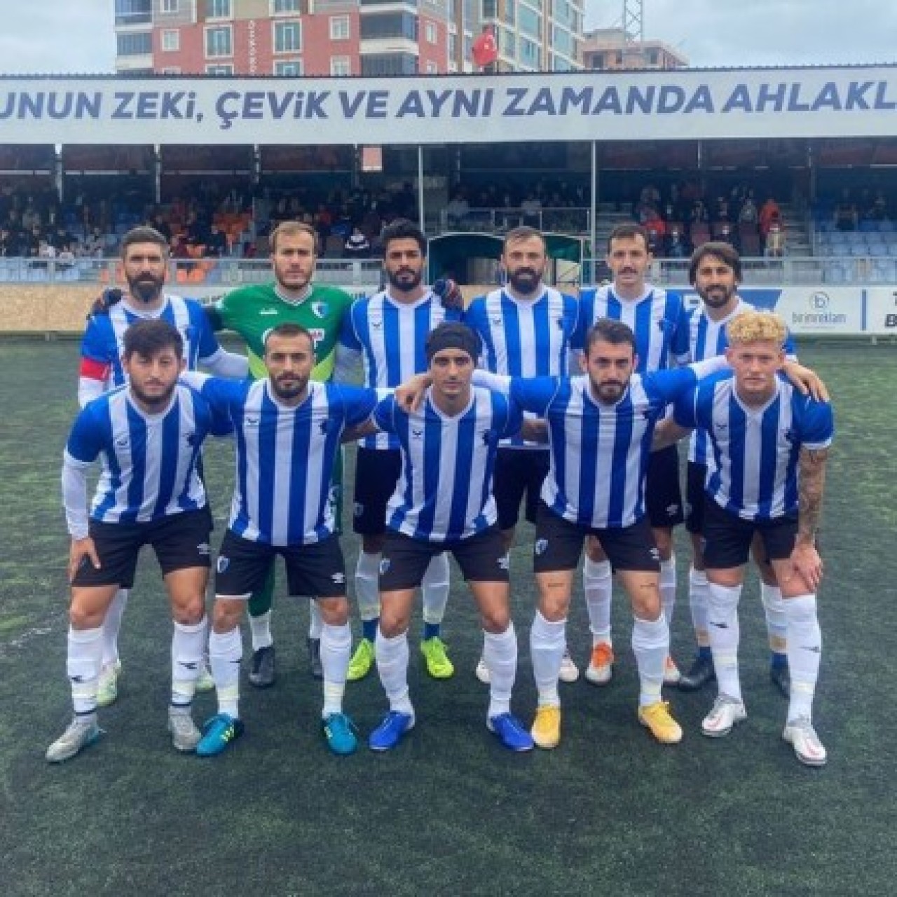 YENİLMEZ ARMADA: MERZİFONSPOR