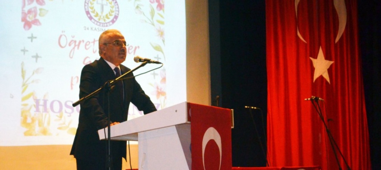 YOZGAT, ÖĞRETMENLERE SESLENDİ:  “ÜLKEMİZE KATTIĞINIZ DEĞER, HER TÜRLÜ ÖVGÜYE DEĞER”