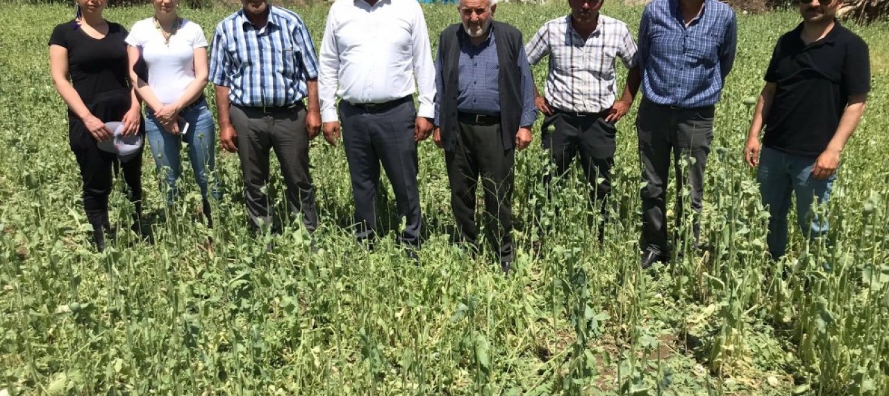 ZİRAAT ODASI ÇİFTÇİNİN YANINDA