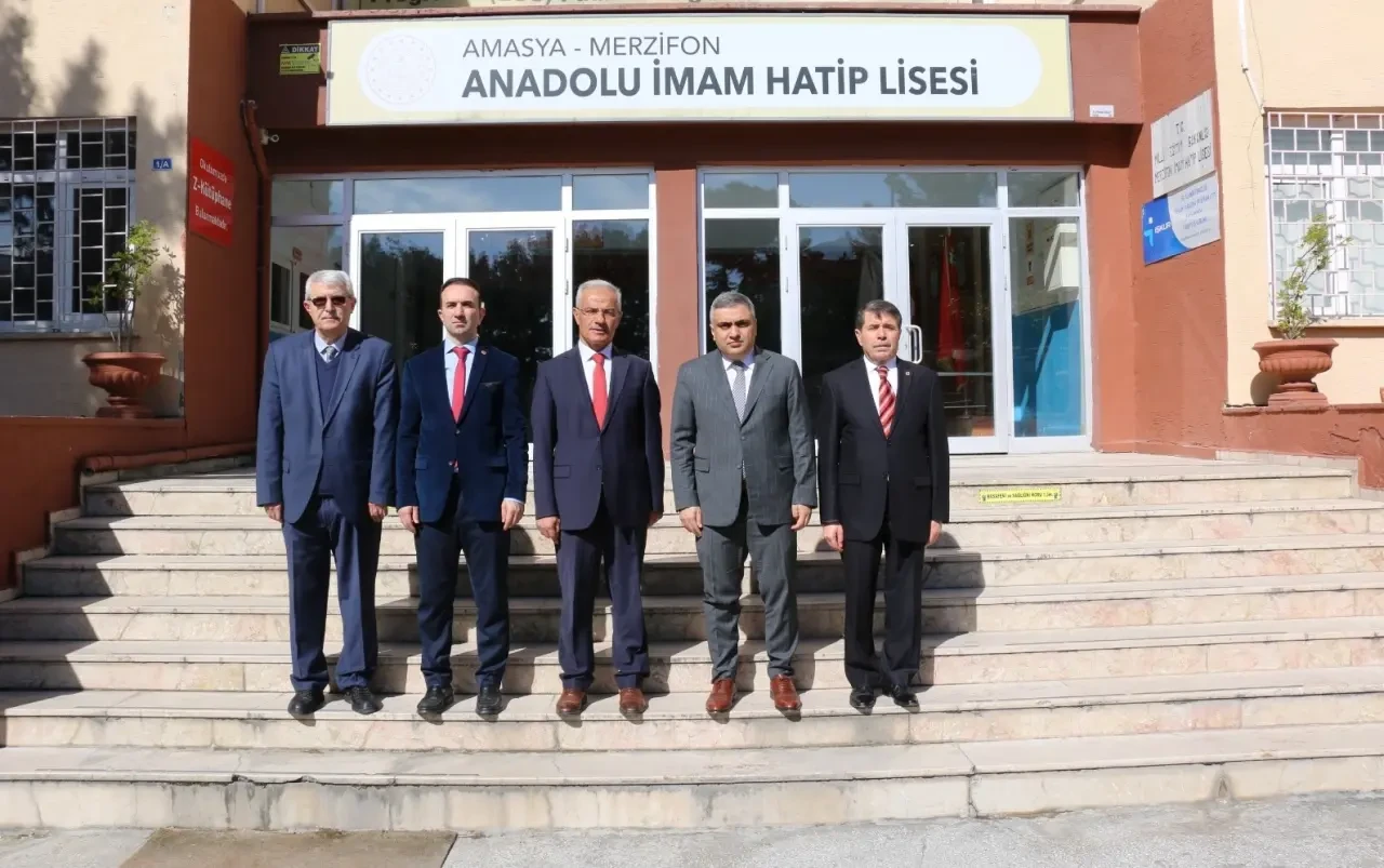 Kaymakam Karaaslan’dan Eğitime Destek Ziyareti 3