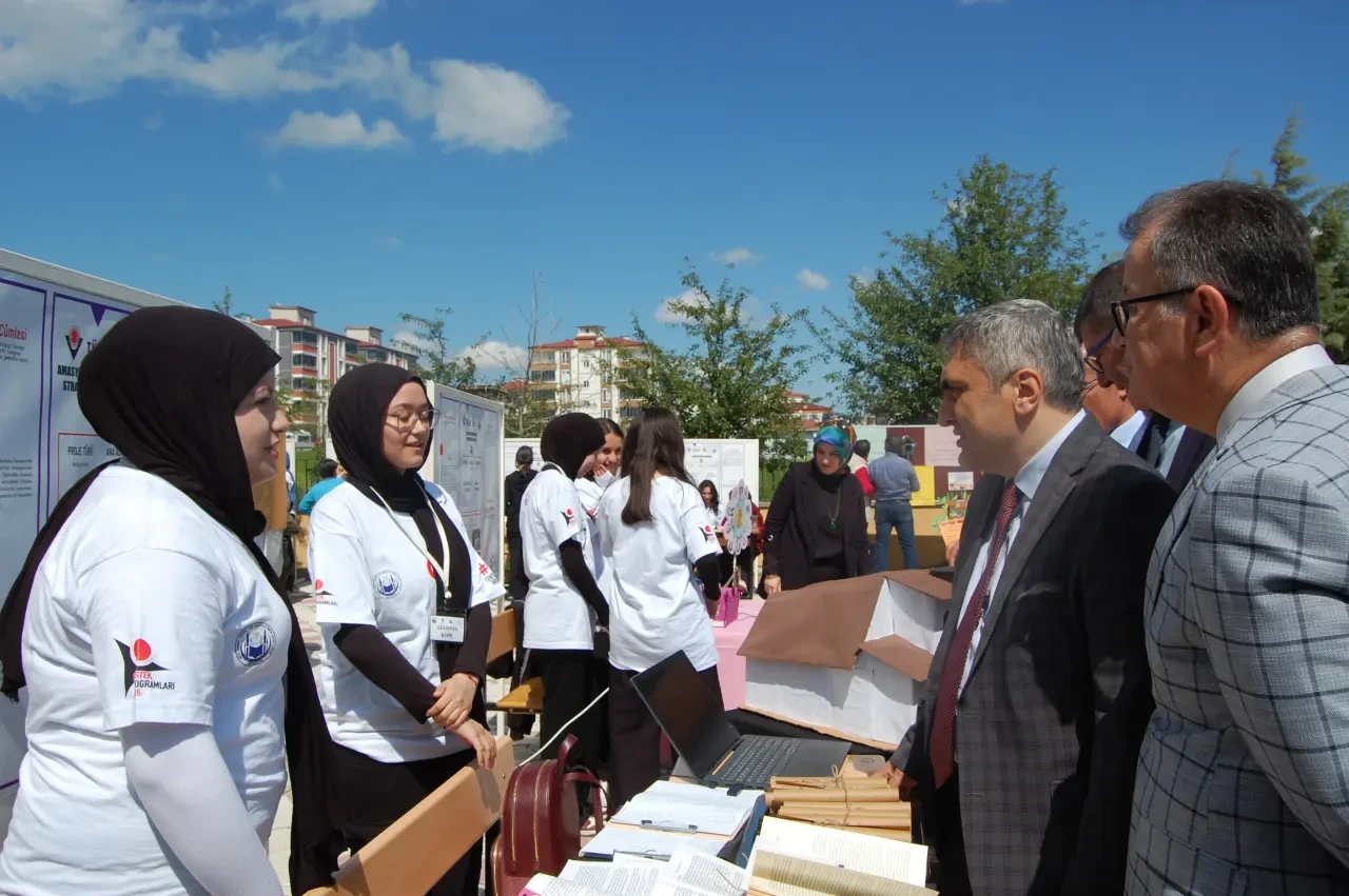 TÜBİTAK Şenliğiyle Merzifon’da Bilim Sahne Aldı 8