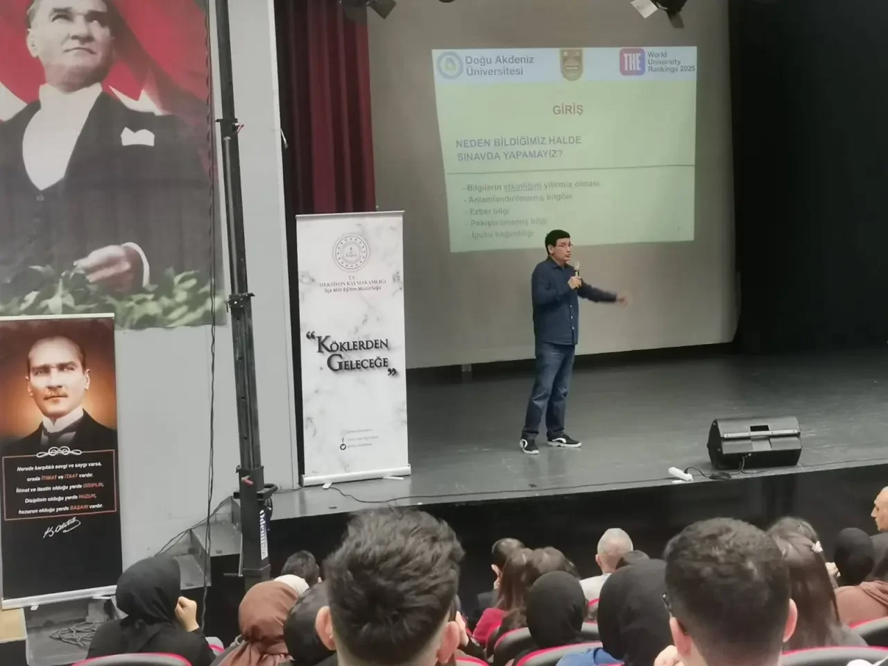 Süleyman Beledioğlu Merzifon’da Öğrencilerle Buluştu 1