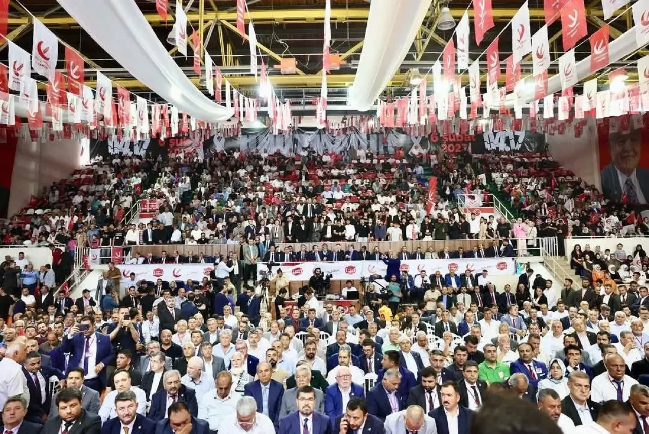 Yeniden Refah’tan Coşkulu Kongreye Tam Destek 4