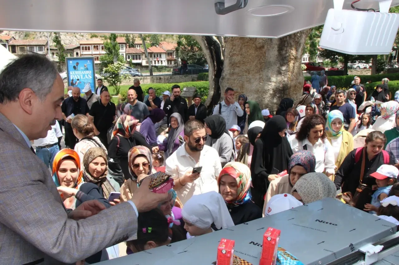Minikler İçin Coşkulu Kapanış: Sultan II. Beyazıt Camii’nde Neşe Dolu Anlar 1