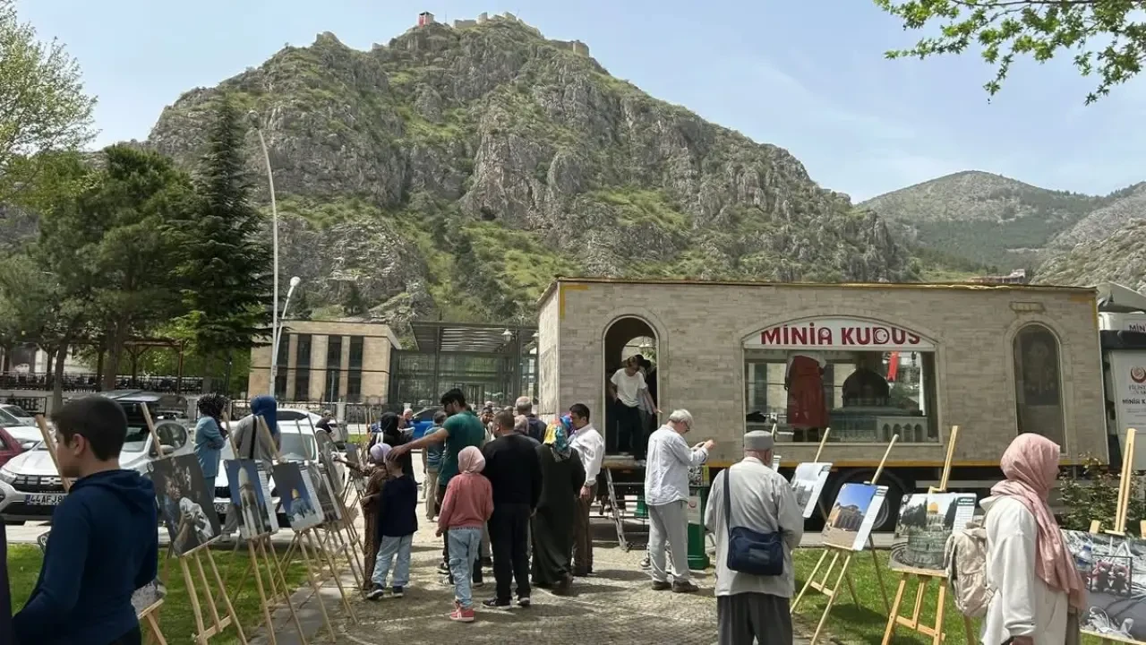 Minia Kudüs Tırı Amasya’da! 3