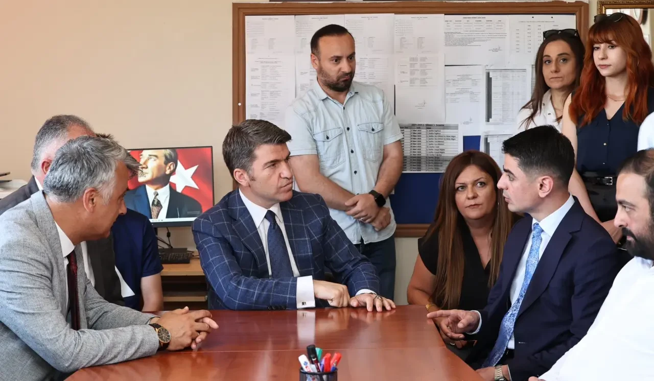 Vali Bakan Taşova’da Öğrencilerle Buluştu 4