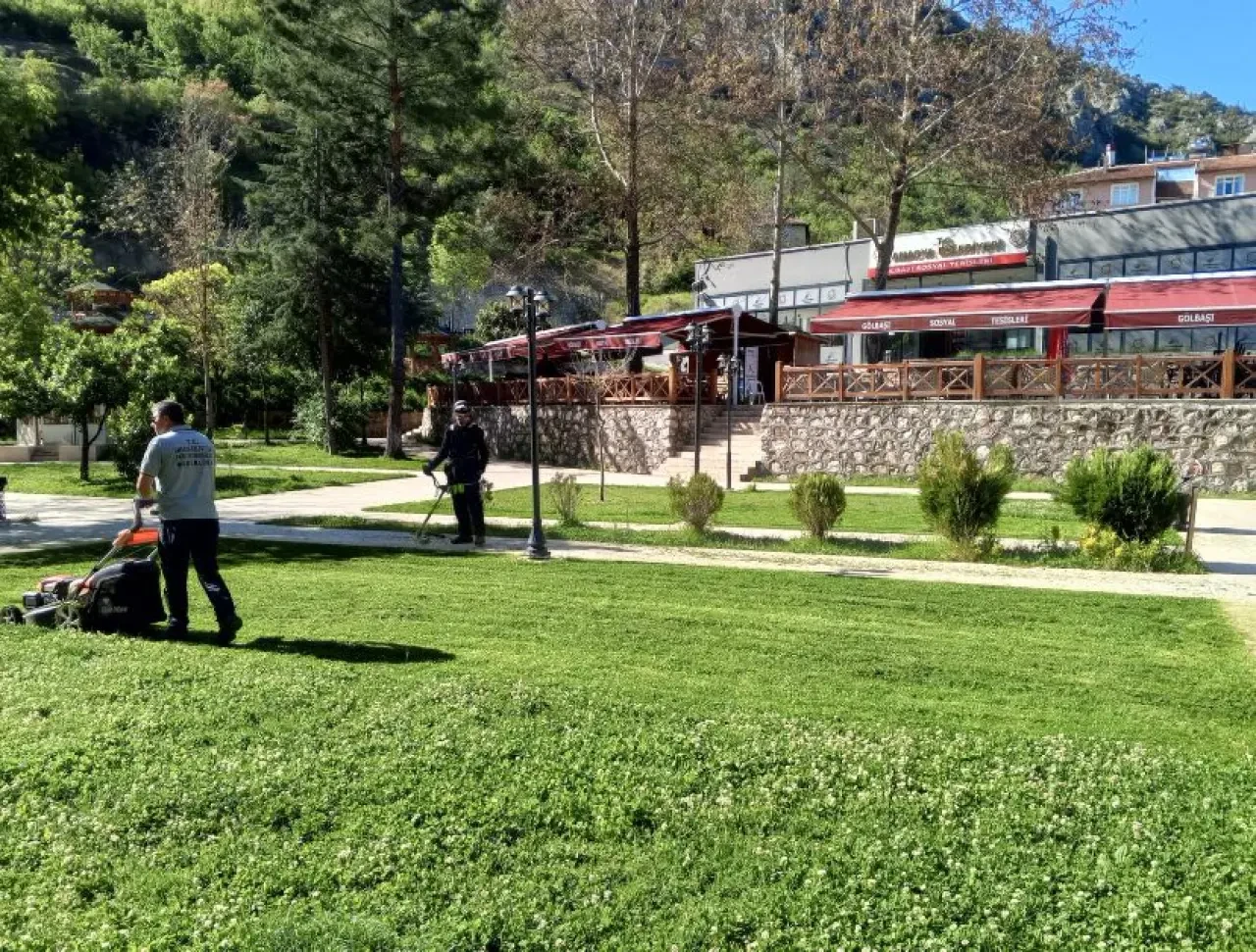 Amasya Belediyesi'nden Yeşil ve Temiz Bir Kent İçin Yoğun Çalışma 1