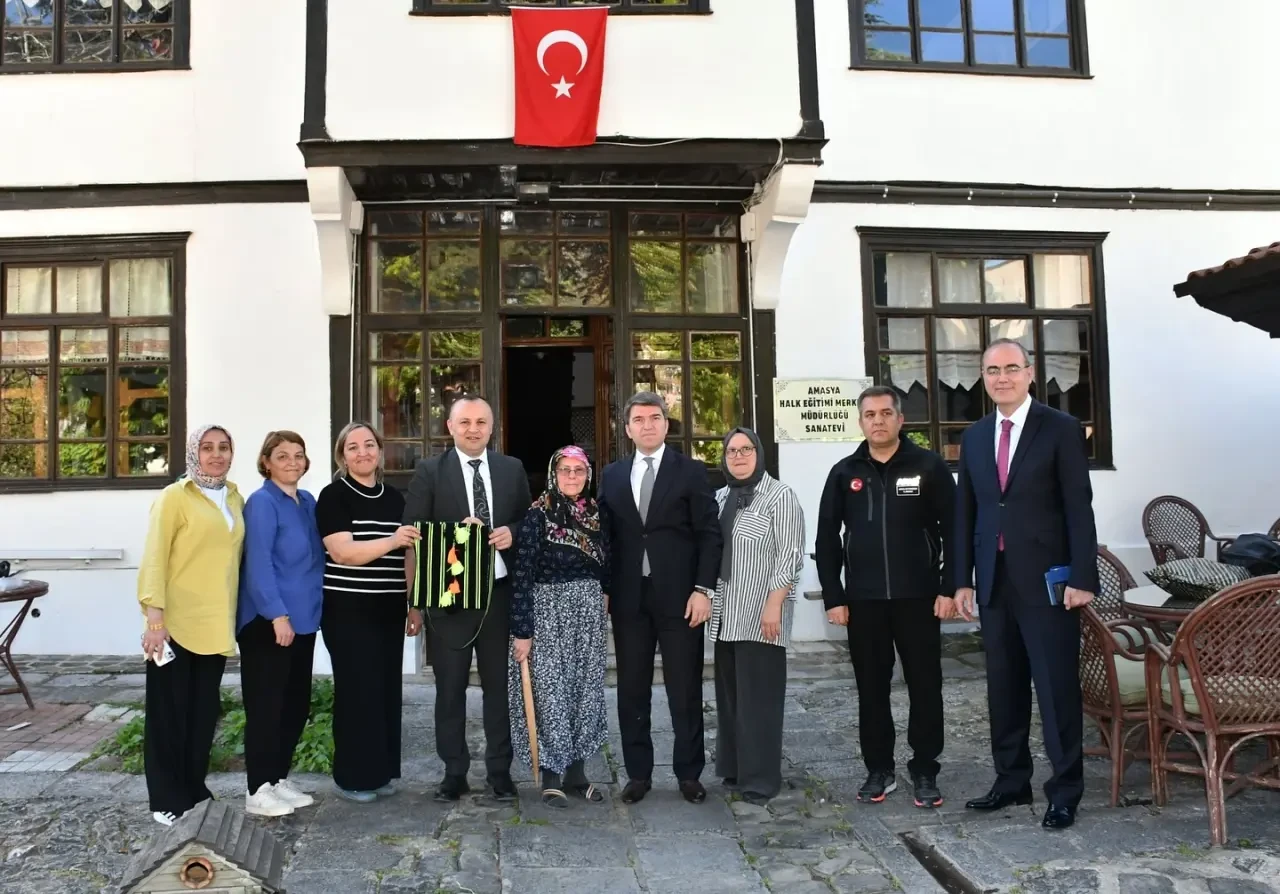 Vali Önder Bakan ve Başkan Turgay Sevindi’den Sanatevi’ne Ziyaret 3