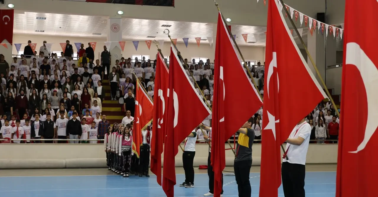 Amasya’da 19 Mayıs Coşkusu: Halkın Yoğun Katılımıyla Bayram Kutlandı 2