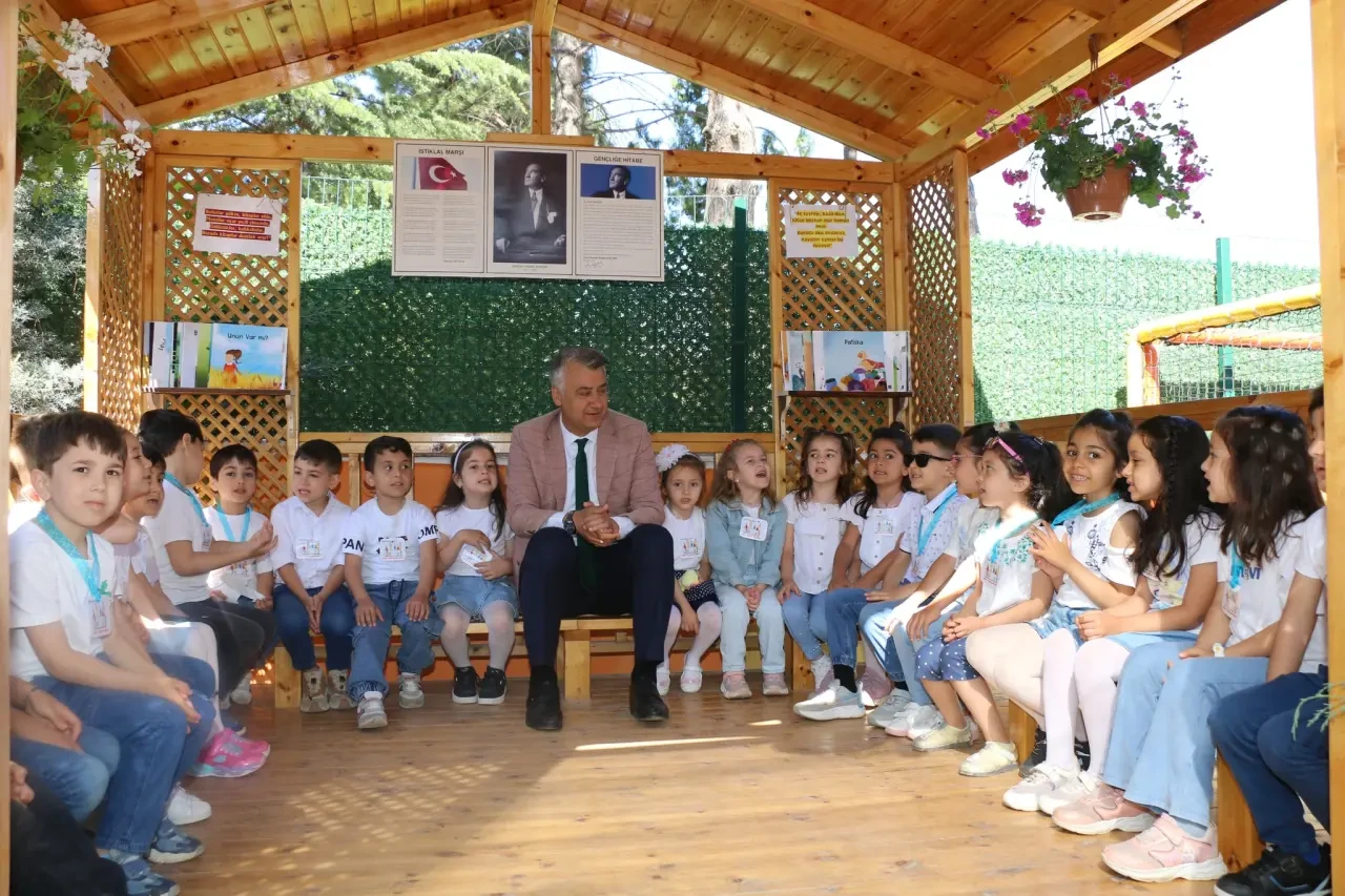 Amasya’da Açık Hava Sınıfı Açıldı: Minikler Doğayla İç İçe Öğreniyor 4