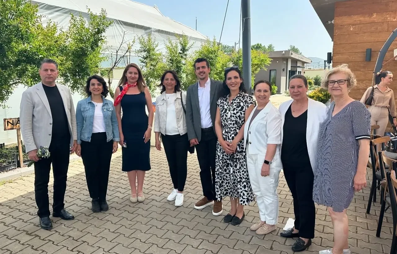 Milletvekili Reşat Karagöz’den Selçuk’a Ziyaret: Efes Tarlası Yaşam Köyü’nde İncelemelerde Bulundu 1