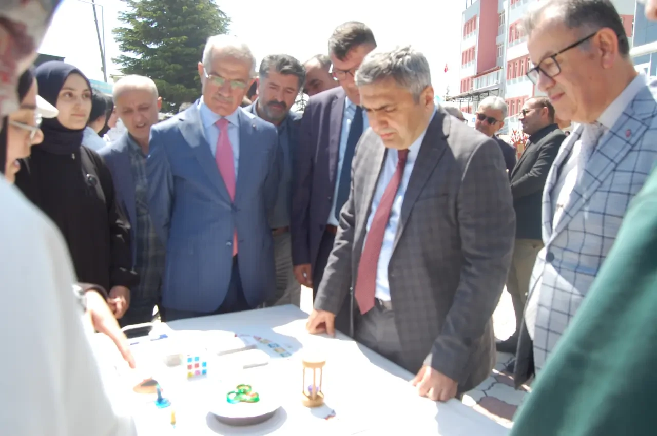 TÜBİTAK Şenliğiyle Merzifon’da Bilim Sahne Aldı 5