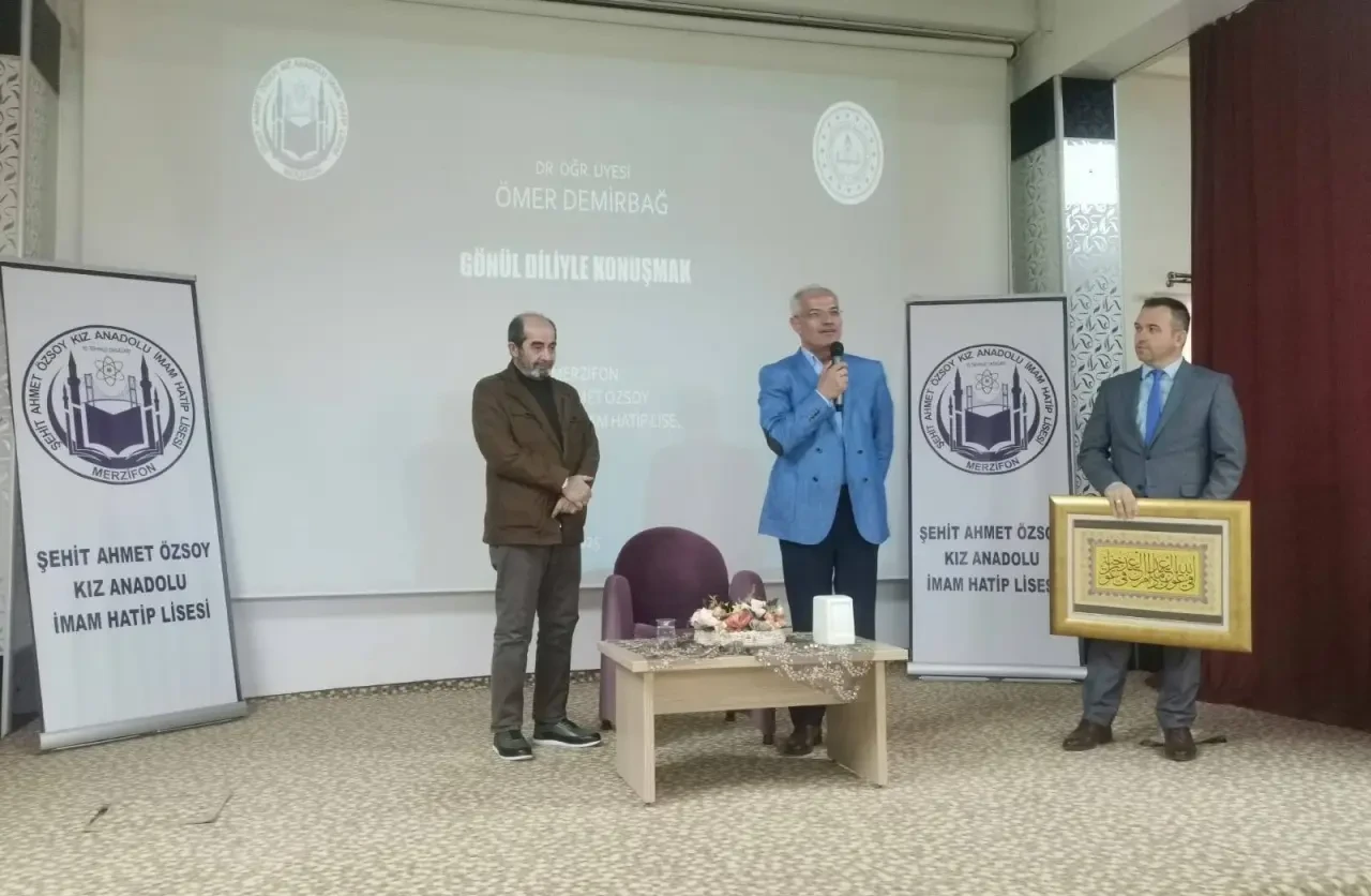 Dr. Ömer Demirbağ Merzifon’da Öğrencilerle Buluştu 3
