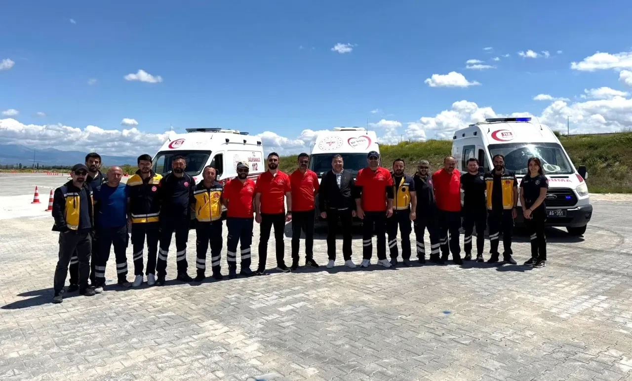 Merzifon’da Ambulans Sürüş Güvenliği Eğitimi Başarıyla Tamamlandı 4