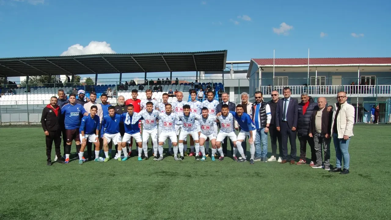 Şampiyon Kupasına Kavuştu 1
