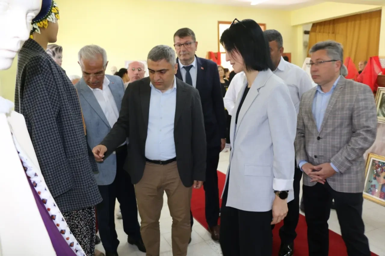 Merzifon’da Emek ve Üretimin Buluşması: Yıl Sonu Sergisi Göz Doldurdu 2