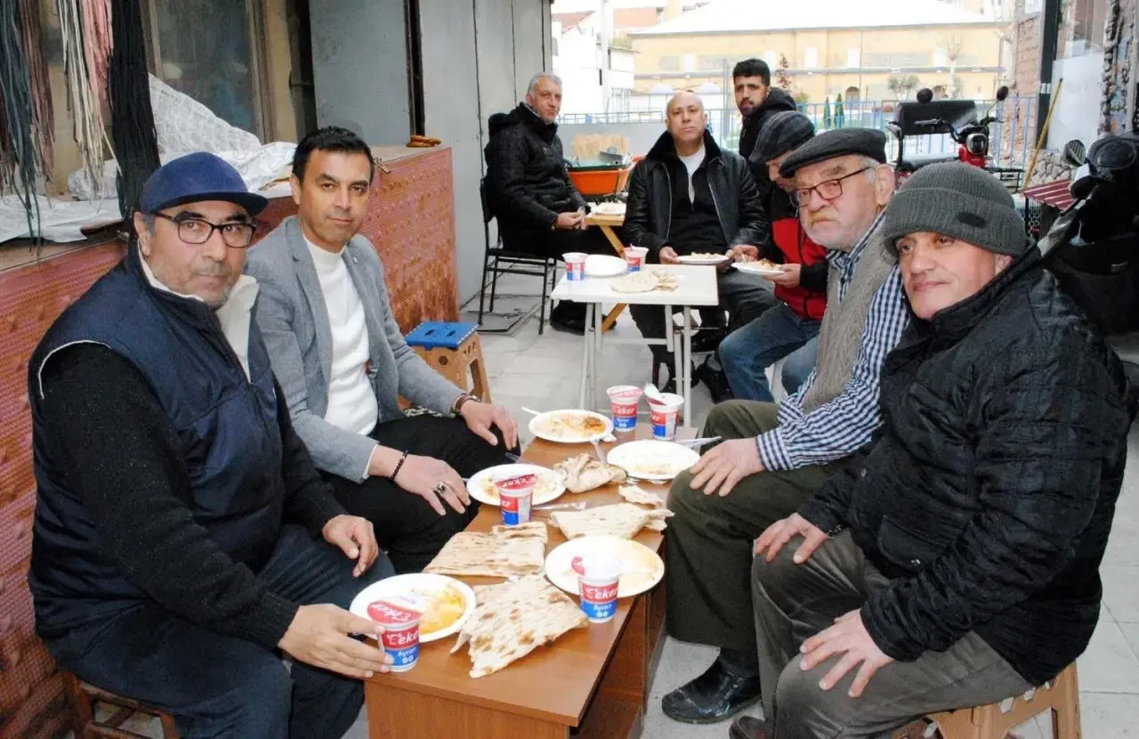 Esnaf Sofrasında Bereket Duası! 3