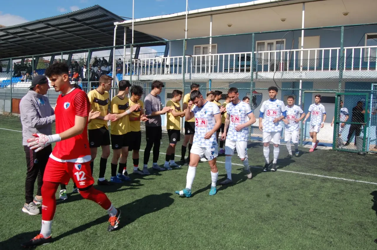 Şampiyon Kupasına Kavuştu 3