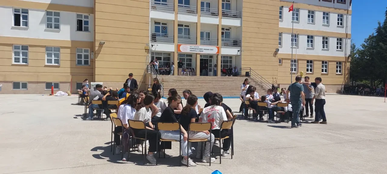 Hasan Coci Anadolu Lisesi’nde Hıdrellez Coşkusu Renkli Görüntülere Sahne Oldu 3