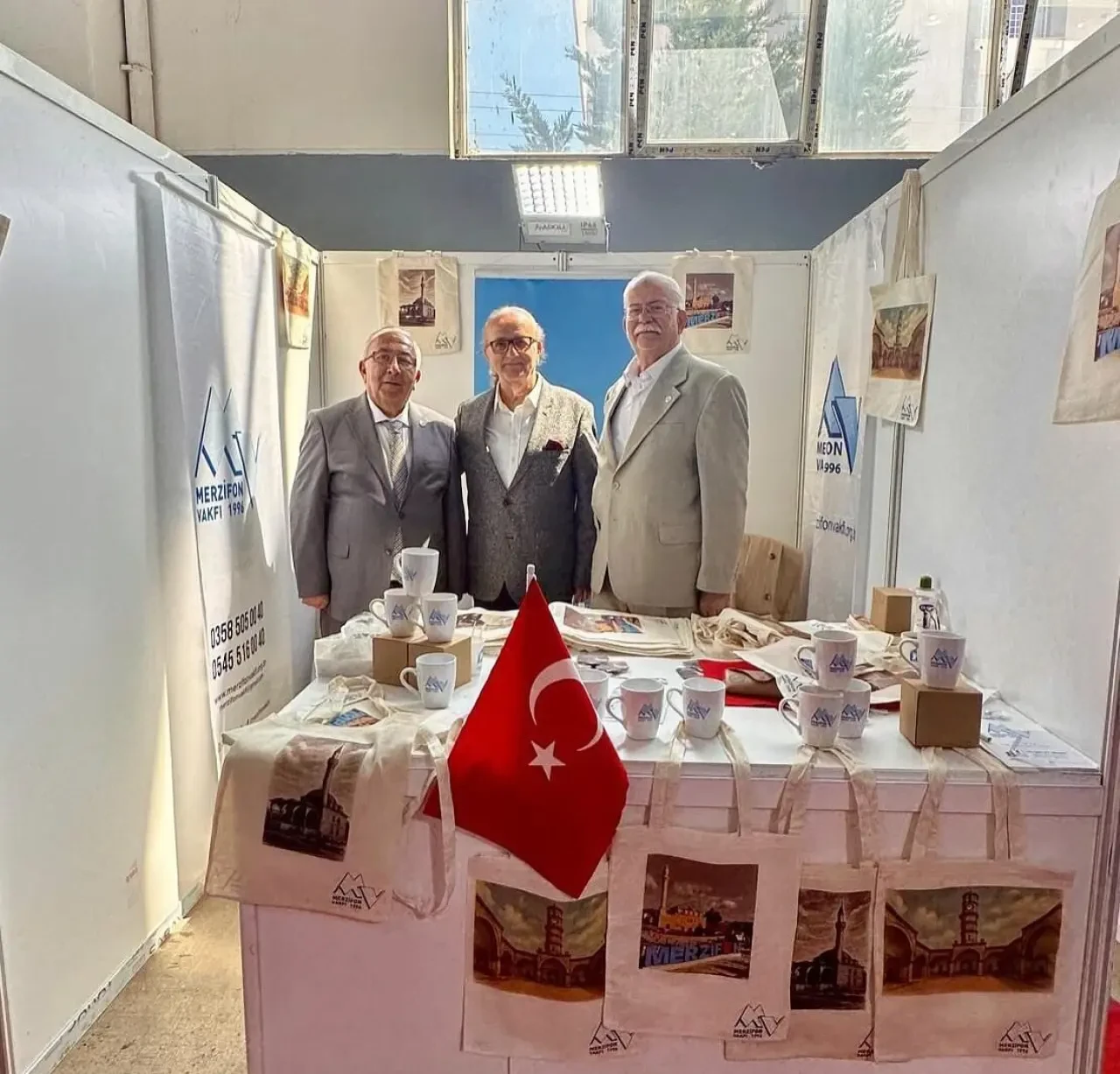 Merzifon Vakfı, 8. Merzifon Kitap Fuarı’nda Tanıtım Standıyla Yerini Aldı 3