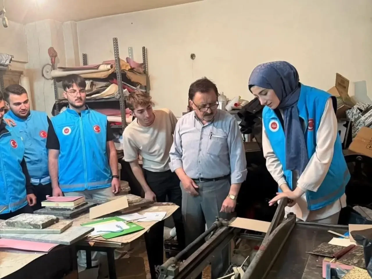 Gençler Yıpranmış Kur’anları Yeniden Hayata Döndürdü 1