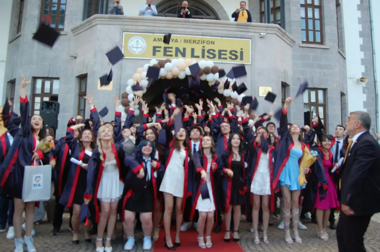 Merzifon Fen Lisesi 11. Dönem Mezunlarını Uğurladı 5