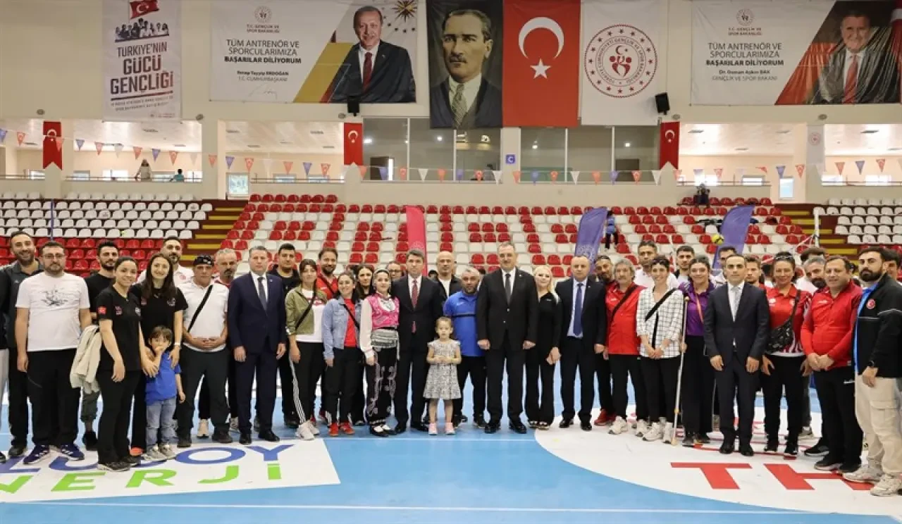 Amasya’da 19 Mayıs Coşkusu: Halkın Yoğun Katılımıyla Bayram Kutlandı 6