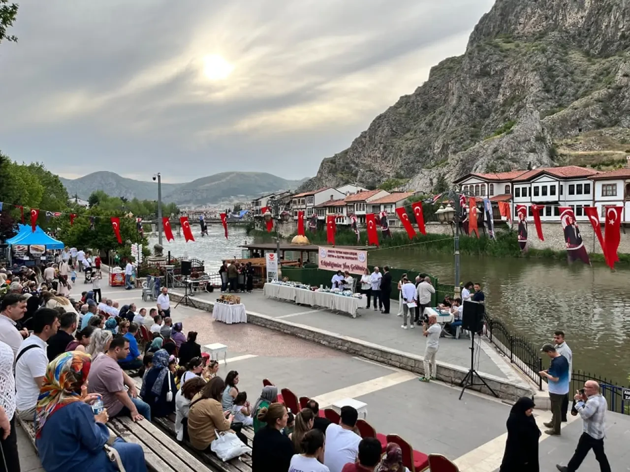 Madımak Otu Yarışmasında Lezzet ve Yaratıcılık Yarıştı! 1