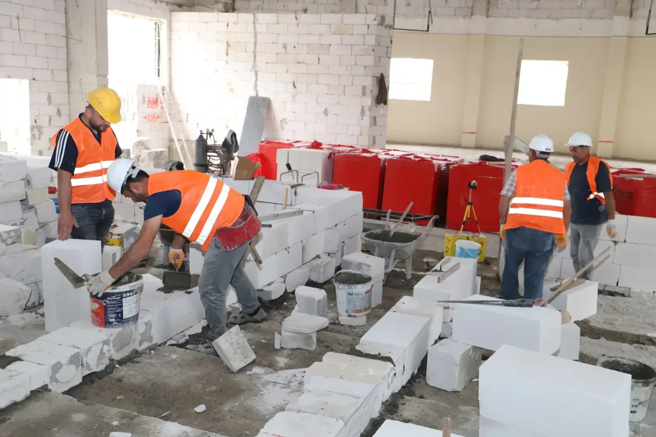 Amasya Üniversitesi’nden Eğitim Atağı: Eski Konferans Salonu Yeni Dersliklere Dönüştürülüyor 1