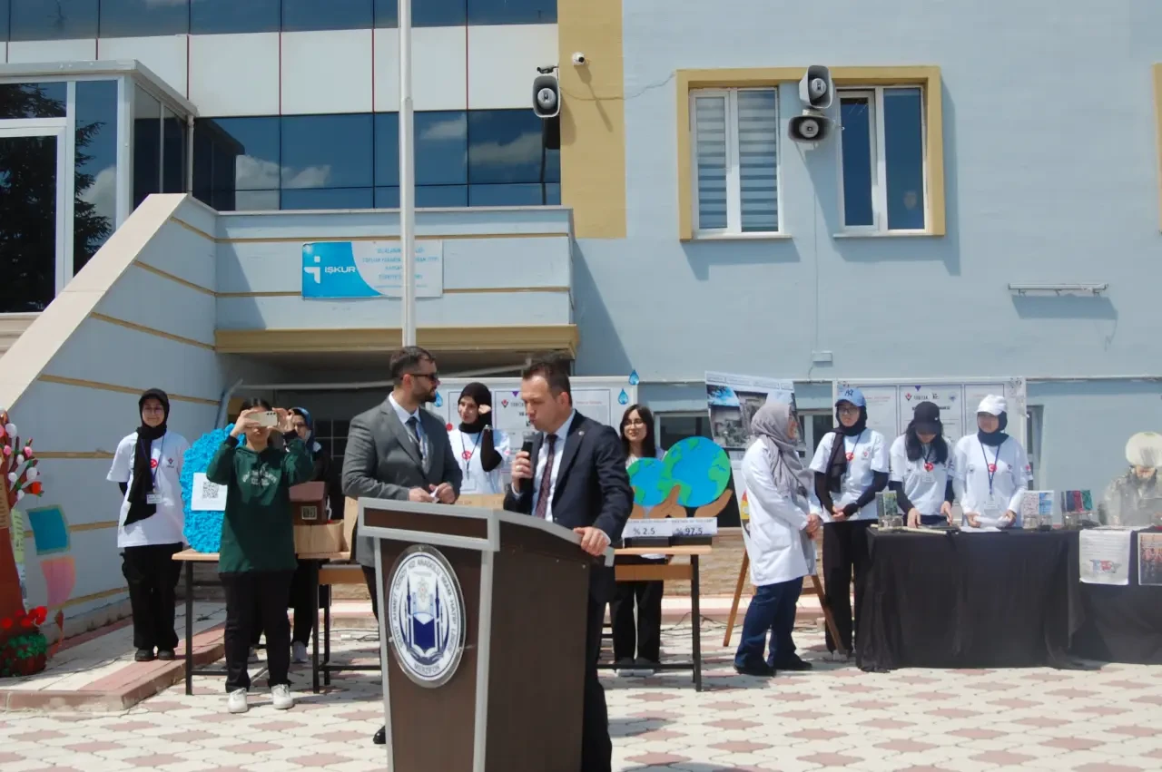 TÜBİTAK Şenliğiyle Merzifon’da Bilim Sahne Aldı 2