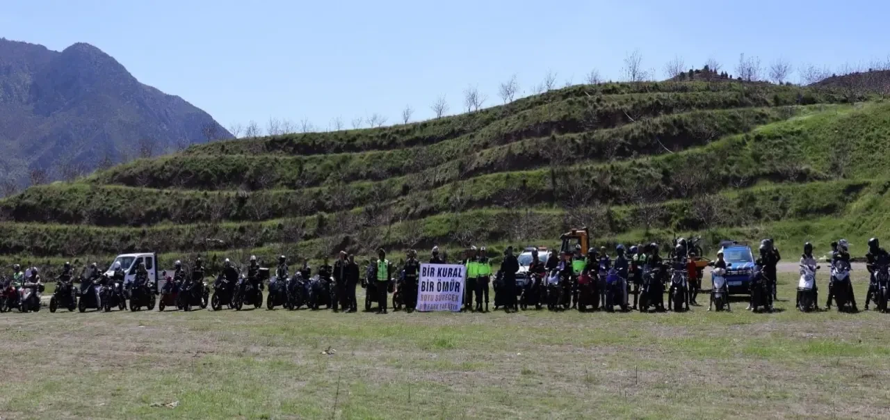 Amasya'da Trafik Haftası Etkinliği: 136 Motosiklet Sürücüsüne Eğitim Verildi 2