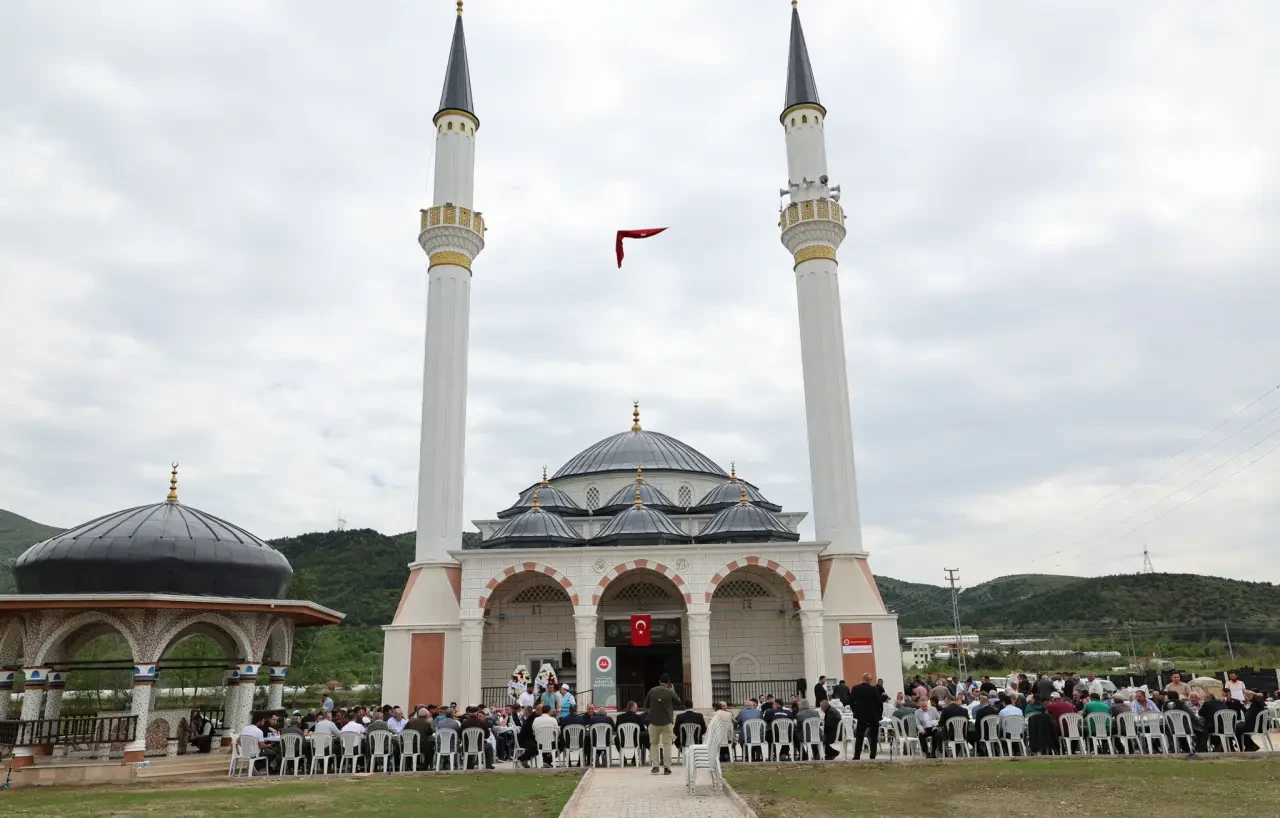 Dadı Köyü Camii Dualarla Açıldı: Vali Önder Bakan ve Milletvekilleri Açılışta 3